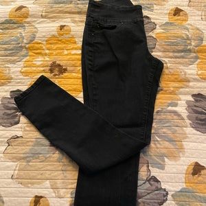 Jag pull on jeans. Size 6/28